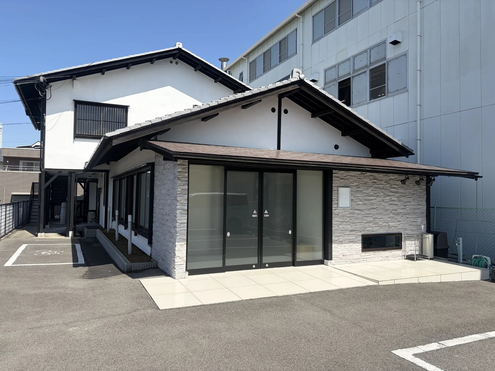 泉佐野市の家族葬・葬儀|泉佐野ホール 外観